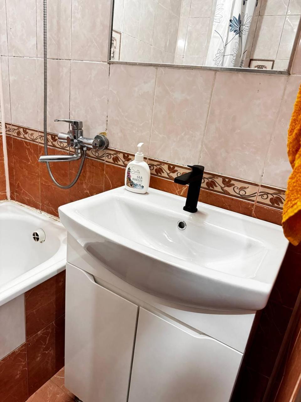 Квартира В Лузановке2 Odessza Kültér fotó